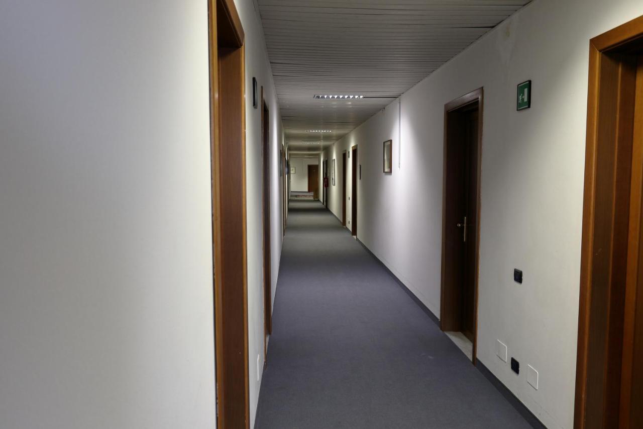 Hotel Romanisio Fossano Buitenkant foto